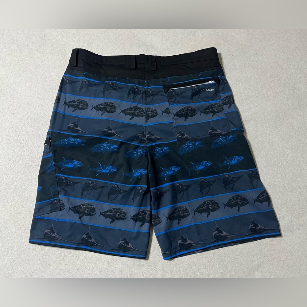 Huk Performance‎ Mens 36 Fishing Blue Graphic Board Shorts - Picture 9 of 10